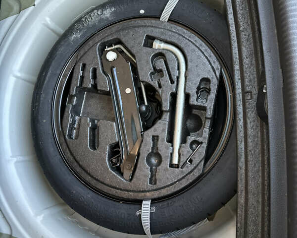 Белый Фольксваген Гольф Плюс, объемом двигателя 1.4 л и пробегом 171 тыс. км за 8990 $, фото 37 на Automoto.ua