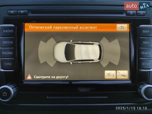 Білий Фольксваген Golf Plus, об'ємом двигуна 1.6 л та пробігом 247 тис. км за 10500 $, фото 14 на Automoto.ua