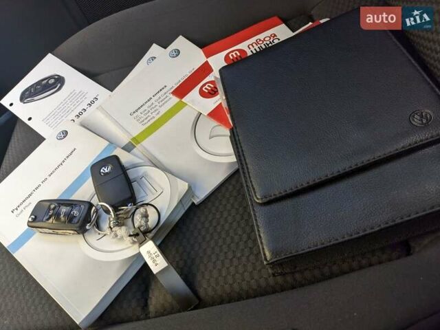 Білий Фольксваген Golf Plus, об'ємом двигуна 1.6 л та пробігом 300 тис. км за 10200 $, фото 13 на Automoto.ua