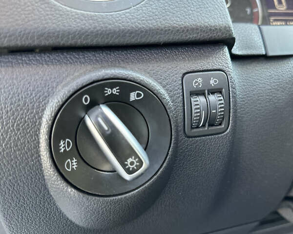 Белый Фольксваген Гольф Плюс, объемом двигателя 1.4 л и пробегом 171 тыс. км за 8990 $, фото 23 на Automoto.ua