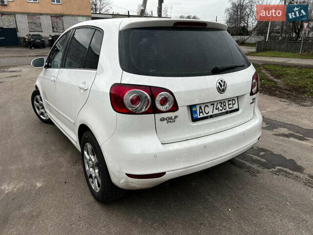 Білий Фольксваген Golf Plus, об'ємом двигуна 1.6 л та пробігом 254 тис. км за 8200 $, фото 3 на Automoto.ua
