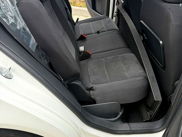 Белый Фольксваген Гольф Плюс, объемом двигателя 1.4 л и пробегом 185 тыс. км за 9200 $, фото 6 на Automoto.ua