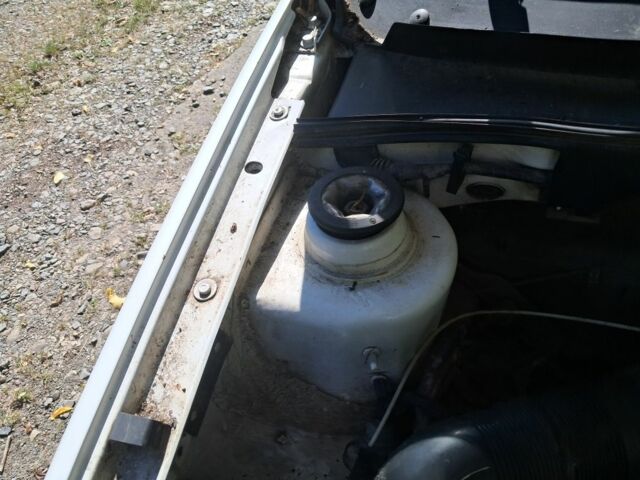 Фольксваген Гольф Плюс 1995 в Трускавце на Automoto.ua Белый Фольксваген Гольф Плюс, объемом двигателя 1.6 л и пробегом 2 тыс. км за 1750 $, фото 6 на Automoto.ua