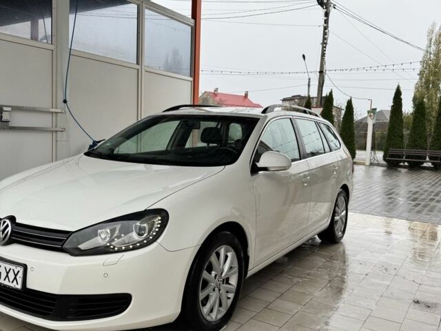 Білий Фольксваген Golf Plus, об'ємом двигуна 1.6 л та пробігом 240 тис. км за 7200 $, фото 1 на Automoto.ua