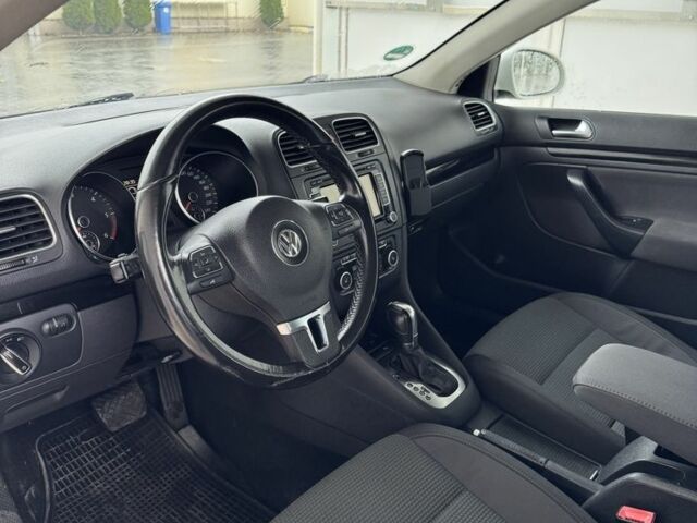 Білий Фольксваген Golf Plus, об'ємом двигуна 1.6 л та пробігом 240 тис. км за 7200 $, фото 7 на Automoto.ua