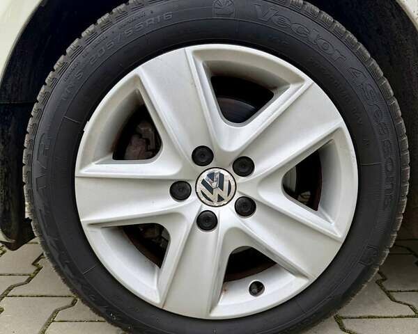 Бежевий Фольксваген Golf Plus, об'ємом двигуна 1.4 л та пробігом 188 тис. км за 7999 $, фото 47 на Automoto.ua