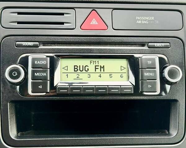 Бежевий Фольксваген Golf Plus, об'ємом двигуна 1.4 л та пробігом 188 тис. км за 7999 $, фото 19 на Automoto.ua