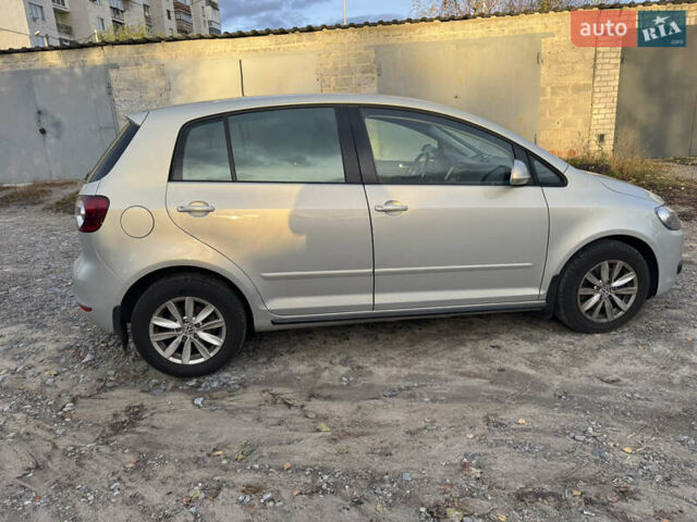 Бежевий Фольксваген Golf Plus, об'ємом двигуна 1.4 л та пробігом 116 тис. км за 9000 $, фото 6 на Automoto.ua