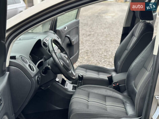 Бежевый Фольксваген Гольф Плюс, объемом двигателя 1.4 л и пробегом 192 тыс. км за 8300 $, фото 24 на Automoto.ua