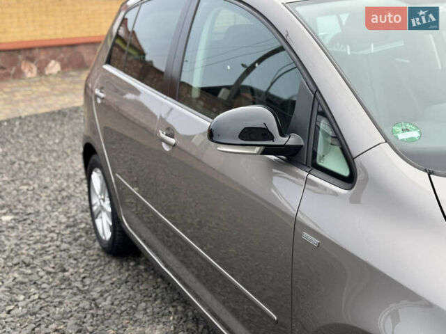 Бежевый Фольксваген Гольф Плюс, объемом двигателя 1.4 л и пробегом 192 тыс. км за 8300 $, фото 9 на Automoto.ua