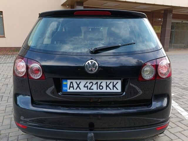 Черный Фольксваген Гольф Плюс, объемом двигателя 1.4 л и пробегом 330 тыс. км за 4700 $, фото 7 на Automoto.ua