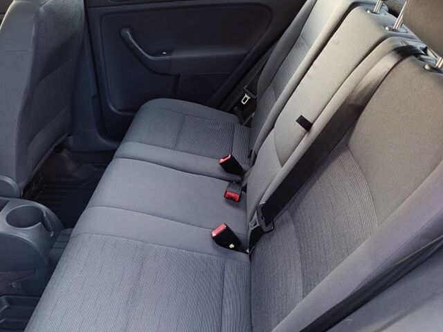 Черный Фольксваген Гольф Плюс, объемом двигателя 1.4 л и пробегом 330 тыс. км за 4700 $, фото 16 на Automoto.ua