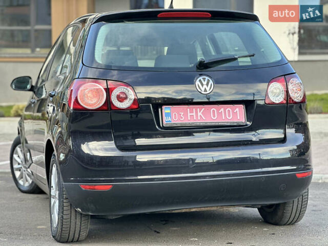 Черный Фольксваген Гольф Плюс, объемом двигателя 1.4 л и пробегом 250 тыс. км за 4999 $, фото 15 на Automoto.ua