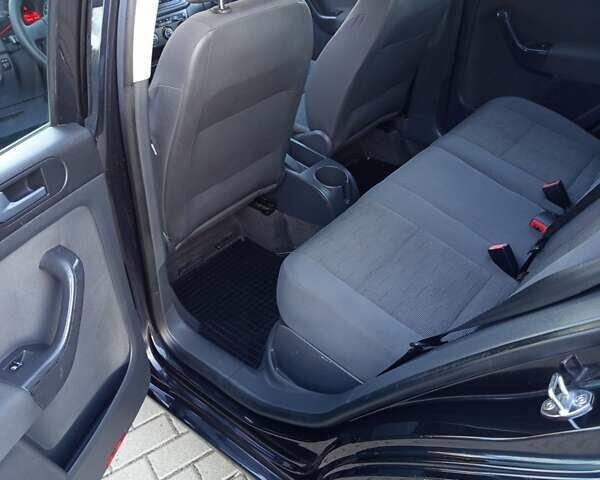 Фольксваген Гольф Плюс 2005 в Дрогобыче на Automoto.ua Черный Фольксваген Гольф Плюс, объемом двигателя 1.4 л и пробегом 179 тыс. км за 5200 $, фото 39 на Automoto.ua