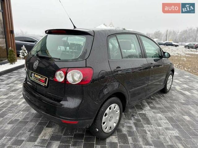 Черный Фольксваген Гольф Плюс, объемом двигателя 0 л и пробегом 243 тыс. км за 5399 $, фото 7 на Automoto.ua