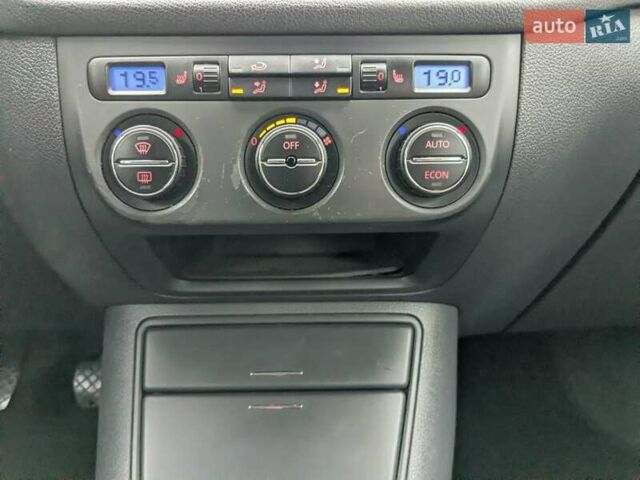 Черный Фольксваген Гольф Плюс, объемом двигателя 1.4 л и пробегом 218 тыс. км за 4850 $, фото 39 на Automoto.ua