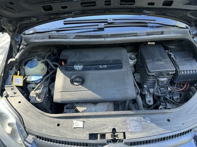 Фольксваген Гольф Плюс 2005 в Тернополе на Automoto.ua Черный Фольксваген Гольф Плюс, объемом двигателя 1.4 л и пробегом 250 тыс. км за 4999 $, фото 6 на Automoto.ua