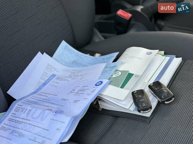 Черный Фольксваген Гольф Плюс, объемом двигателя 1.4 л и пробегом 250 тыс. км за 4999 $, фото 33 на Automoto.ua