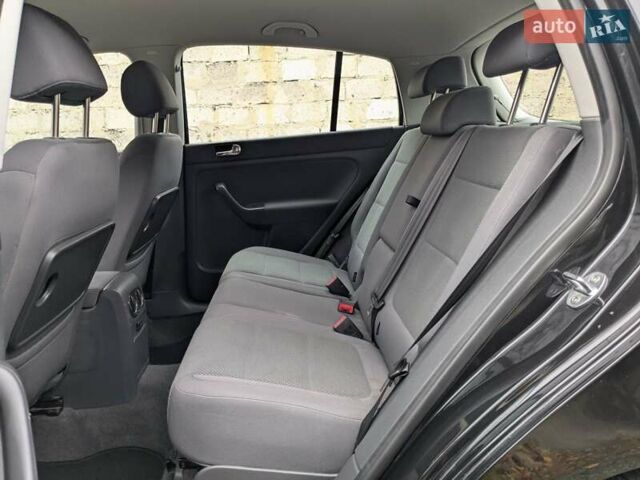 Черный Фольксваген Гольф Плюс, объемом двигателя 1.4 л и пробегом 218 тыс. км за 4850 $, фото 20 на Automoto.ua