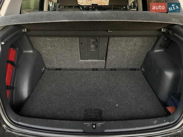 Черный Фольксваген Гольф Плюс, объемом двигателя 1.9 л и пробегом 340 тыс. км за 6300 $, фото 6 на Automoto.ua