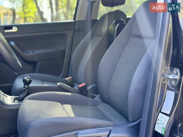 Фольксваген Гольф Плюс 2005 в Тернополе на Automoto.ua Черный Фольксваген Гольф Плюс, объемом двигателя 1.4 л и пробегом 251 тыс. км за 4999 $, фото 32 на Automoto.ua