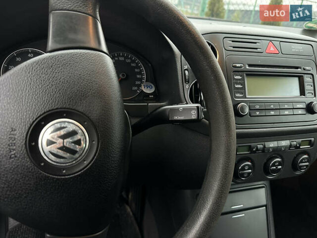 Чорний Фольксваген Golf Plus, об'ємом двигуна 1.4 л та пробігом 235 тис. км за 5400 $, фото 31 на Automoto.ua