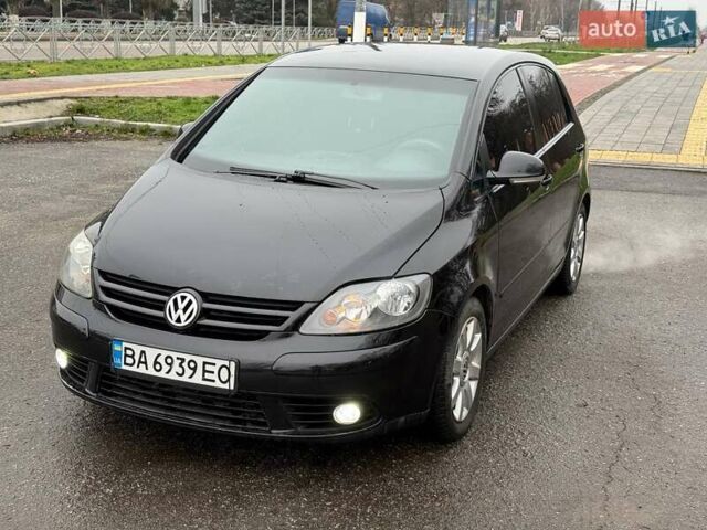 Черный Фольксваген Гольф Плюс, объемом двигателя 1.9 л и пробегом 215 тыс. км за 5600 $, фото 1 на Automoto.ua