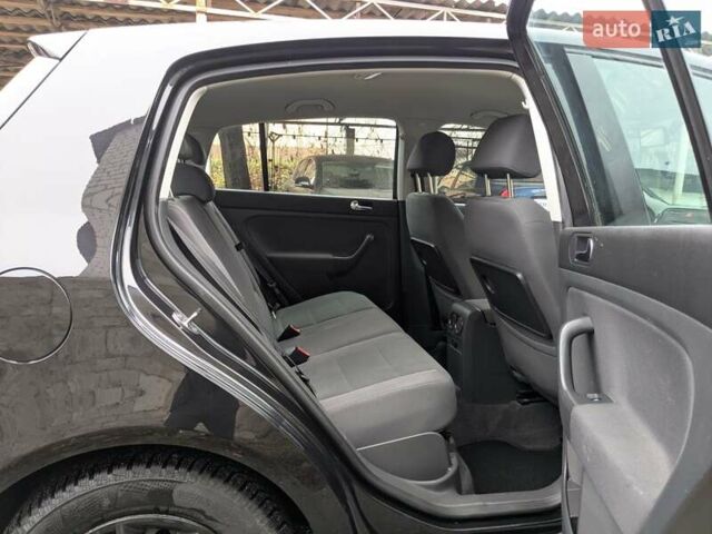 Черный Фольксваген Гольф Плюс, объемом двигателя 1.4 л и пробегом 218 тыс. км за 4850 $, фото 30 на Automoto.ua