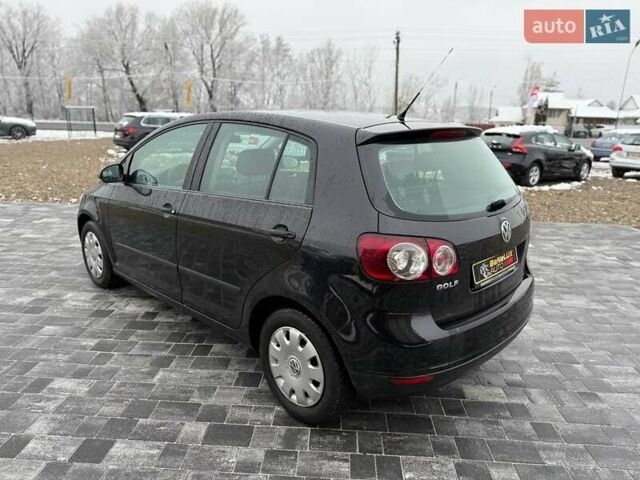 Черный Фольксваген Гольф Плюс, объемом двигателя 0 л и пробегом 243 тыс. км за 5399 $, фото 5 на Automoto.ua