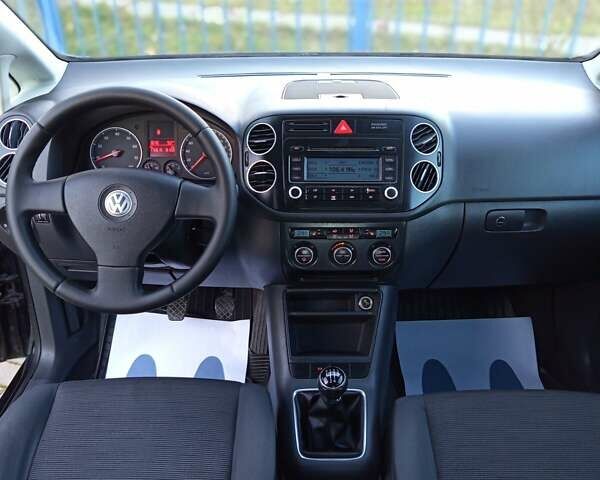 Фольксваген Гольф Плюс 2005 в Дрогобыче на Automoto.ua Черный Фольксваген Гольф Плюс, объемом двигателя 1.4 л и пробегом 179 тыс. км за 5200 $, фото 41 на Automoto.ua