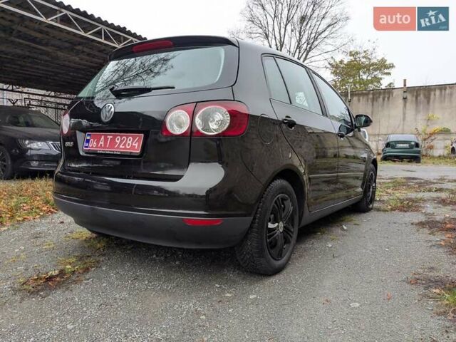 Черный Фольксваген Гольф Плюс, объемом двигателя 1.4 л и пробегом 218 тыс. км за 4850 $, фото 10 на Automoto.ua