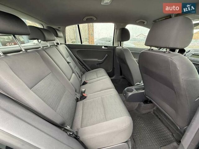 Черный Фольксваген Гольф Плюс, объемом двигателя 0 л и пробегом 243 тыс. км за 5399 $, фото 20 на Automoto.ua