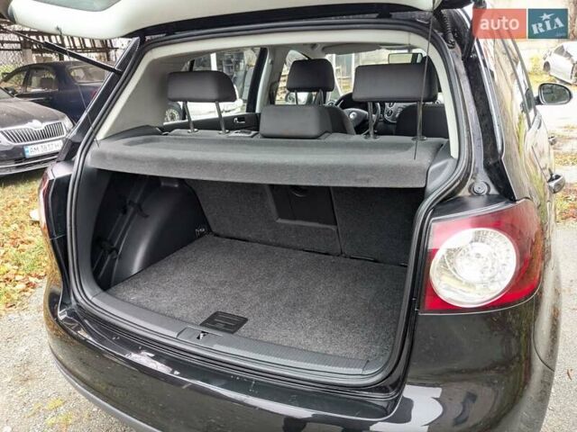 Черный Фольксваген Гольф Плюс, объемом двигателя 1.4 л и пробегом 218 тыс. км за 4850 $, фото 31 на Automoto.ua