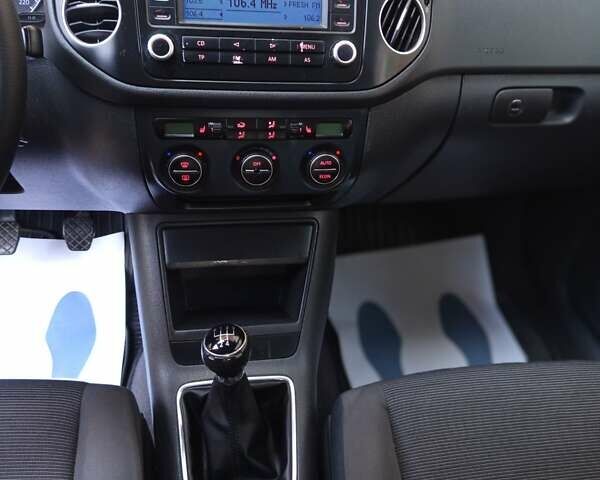 Фольксваген Гольф Плюс 2005 в Дрогобыче на Automoto.ua Черный Фольксваген Гольф Плюс, объемом двигателя 1.4 л и пробегом 179 тыс. км за 5200 $, фото 48 на Automoto.ua