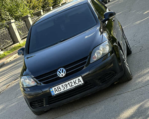 Черный Фольксваген Гольф Плюс, объемом двигателя 2 л и пробегом 250 тыс. км за 5800 $, фото 22 на Automoto.ua