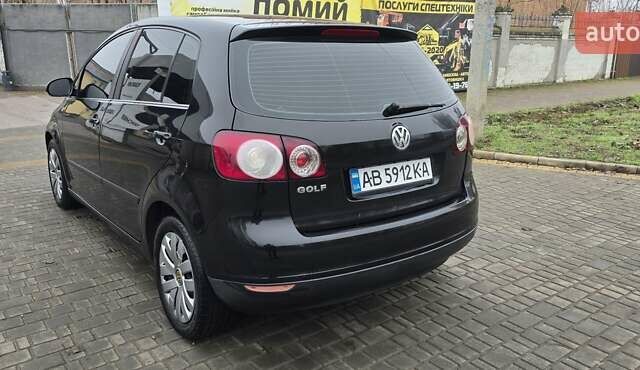 Черный Фольксваген Гольф Плюс, объемом двигателя 1.9 л и пробегом 256 тыс. км за 5800 $, фото 2 на Automoto.ua