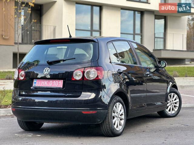 Черный Фольксваген Гольф Плюс, объемом двигателя 1.4 л и пробегом 250 тыс. км за 4999 $, фото 16 на Automoto.ua