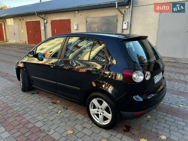 Черный Фольксваген Гольф Плюс, объемом двигателя 1.6 л и пробегом 230 тыс. км за 4950 $, фото 8 на Automoto.ua