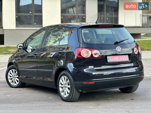 Черный Фольксваген Гольф Плюс, объемом двигателя 1.4 л и пробегом 250 тыс. км за 4999 $, фото 11 на Automoto.ua