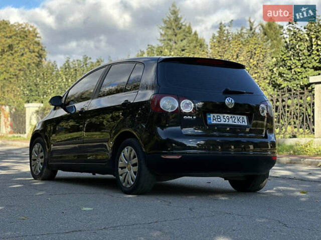 Черный Фольксваген Гольф Плюс, объемом двигателя 2 л и пробегом 250 тыс. км за 5800 $, фото 31 на Automoto.ua