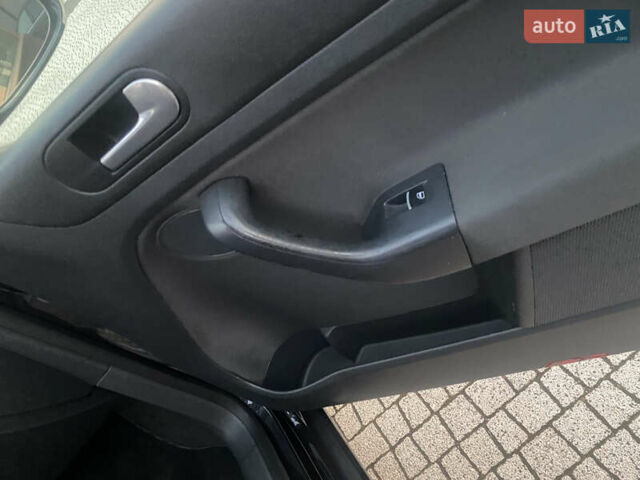 Черный Фольксваген Гольф Плюс, объемом двигателя 1.6 л и пробегом 204 тыс. км за 5450 $, фото 17 на Automoto.ua
