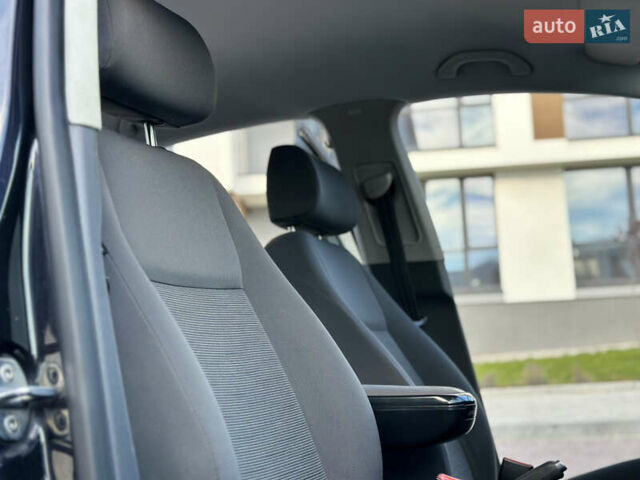 Черный Фольксваген Гольф Плюс, объемом двигателя 1.4 л и пробегом 250 тыс. км за 4999 $, фото 30 на Automoto.ua