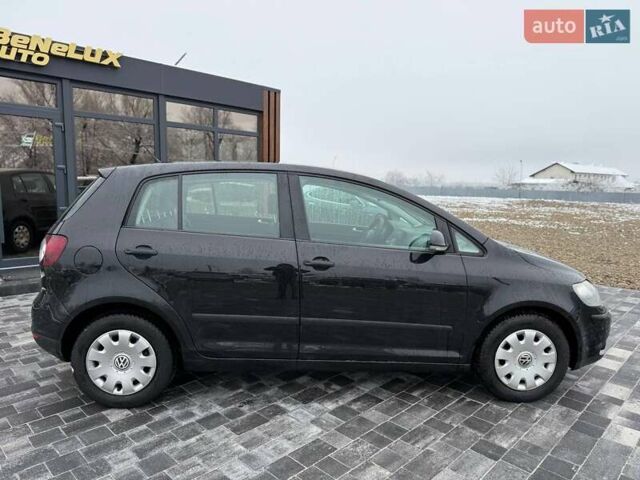 Черный Фольксваген Гольф Плюс, объемом двигателя 0 л и пробегом 243 тыс. км за 5399 $, фото 8 на Automoto.ua