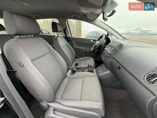 Черный Фольксваген Гольф Плюс, объемом двигателя 0 л и пробегом 243 тыс. км за 5399 $, фото 23 на Automoto.ua