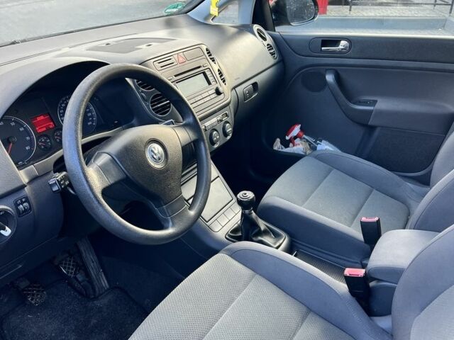 Чорний Фольксваген Golf Plus, об'ємом двигуна 1.6 л та пробігом 182 тис. км за 5300 $, фото 6 на Automoto.ua