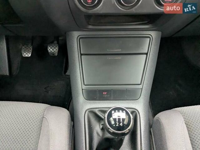 Черный Фольксваген Гольф Плюс, объемом двигателя 1.4 л и пробегом 218 тыс. км за 4850 $, фото 42 на Automoto.ua