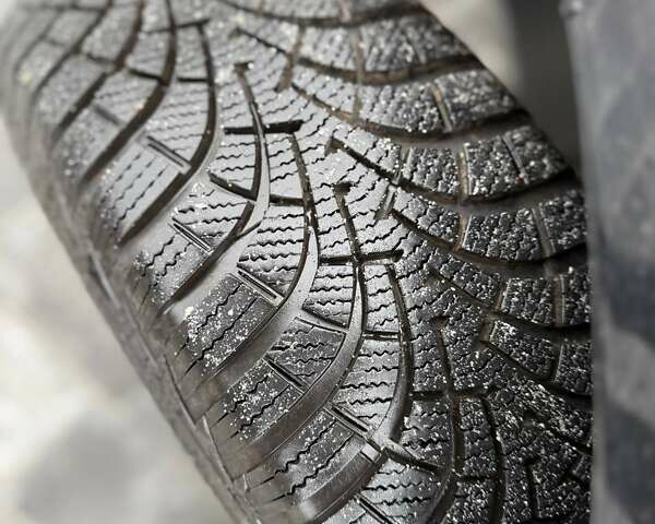 Черный Фольксваген Гольф Плюс, объемом двигателя 0 л и пробегом 243 тыс. км за 5399 $, фото 25 на Automoto.ua