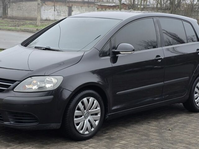 Чорний Фольксваген Golf Plus, об'ємом двигуна 1.9 л та пробігом 256 тис. км за 5800 $, фото 2 на Automoto.ua