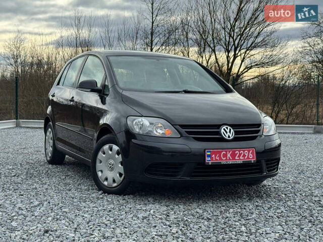 Чорний Фольксваген Golf Plus, об'ємом двигуна 1.6 л та пробігом 204 тис. км за 4850 $, фото 3 на Automoto.ua
