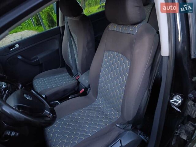 Черный Фольксваген Гольф Плюс, объемом двигателя 1.9 л и пробегом 291 тыс. км за 6600 $, фото 2 на Automoto.ua